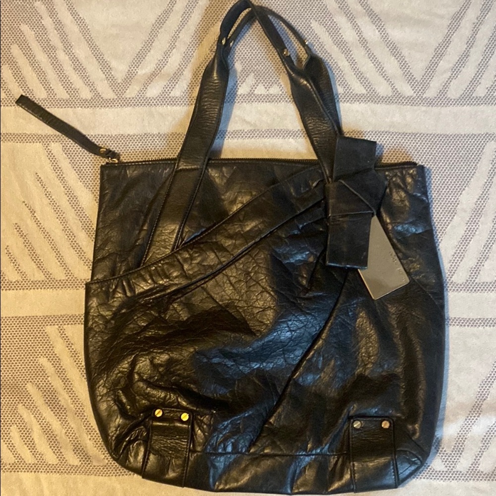 Glossy Black Tote with Crinkled Texture and Sturdy Handles